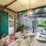 Tuscan Style In Villa *