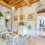 Tuscan Style In Villa